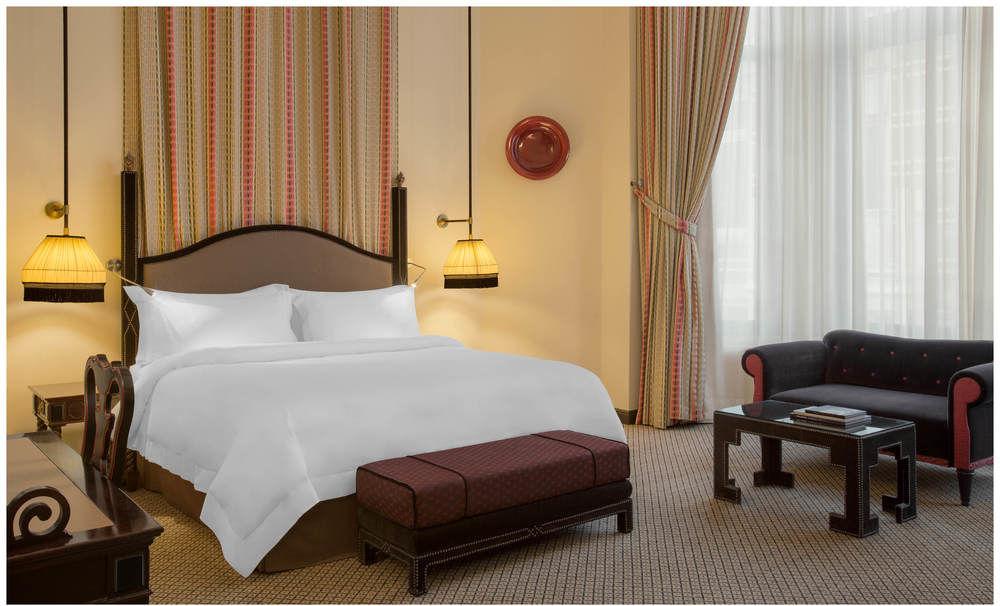 Hotel Des Indes Den Haag Exterior foto A room at the hotel