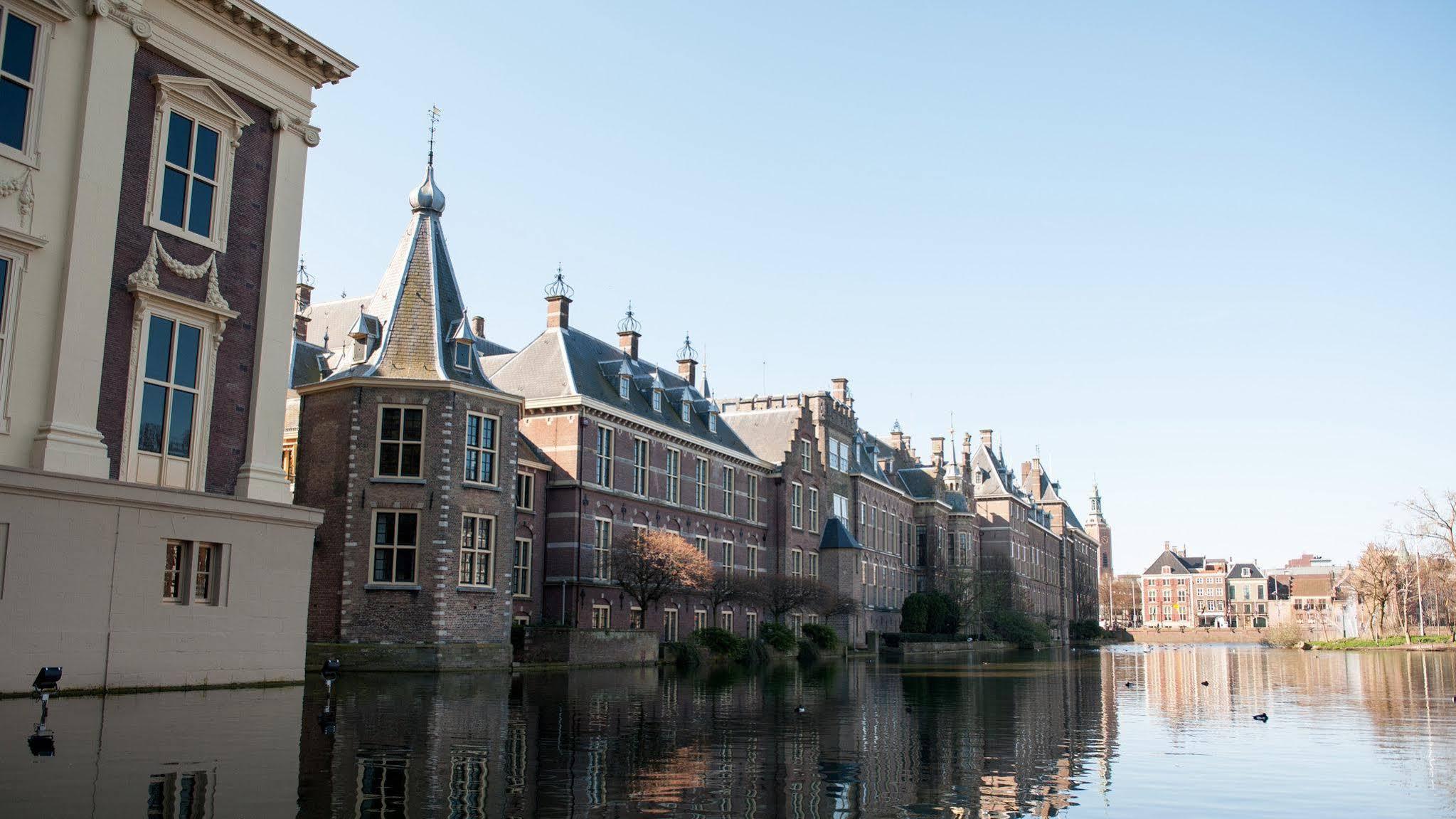Hotel Des Indes Den Haag Exterior foto The Waag, Amsterdam